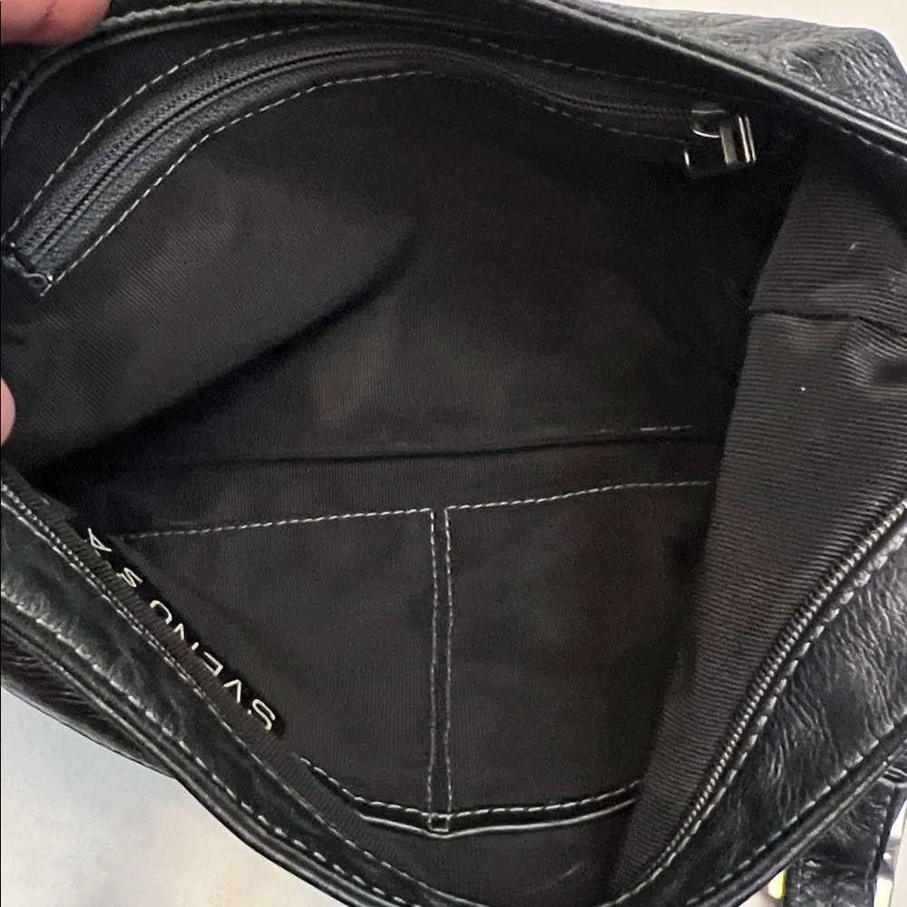 SVEN LEATHER CROSSBODY BAG METALLIC BLACK BERKELEY USA